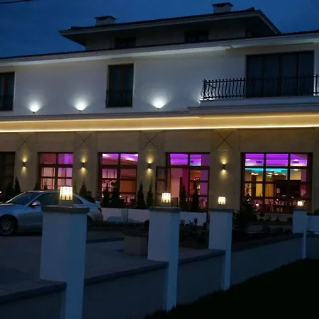 Hotel Mela 3*